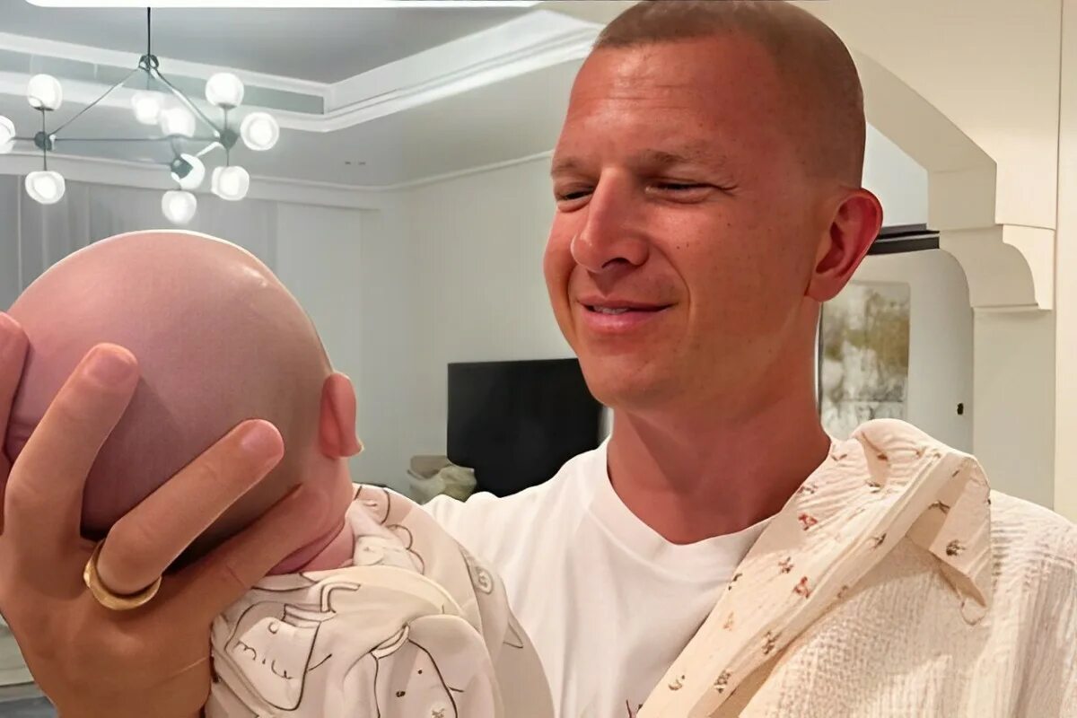 Павел курьянов фото Павел Курьянов с младшей дочерью: "на кого похожа больше"