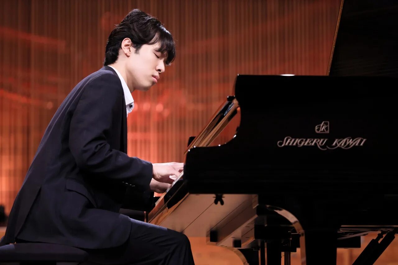 Павел кушнир пианист фото Lee Hyuk fails to win at Chopin Competition