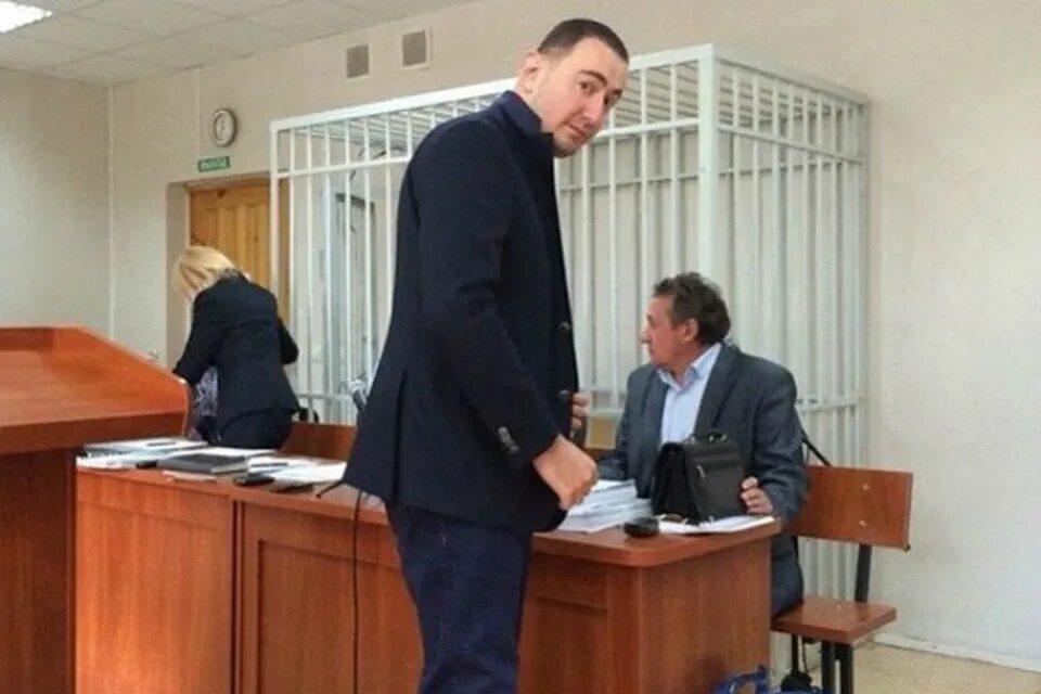 Павел ларицкий фото вк Альберта Ларицкого могут вернуть под стражу из-за похода в СПА-салон - KP.RU