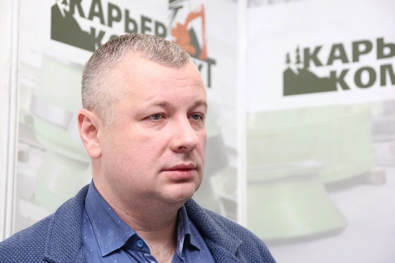 Павел логунов фото Тысяча месторождений: в Петрозаводске открылась выставка "Карельский камень" - "