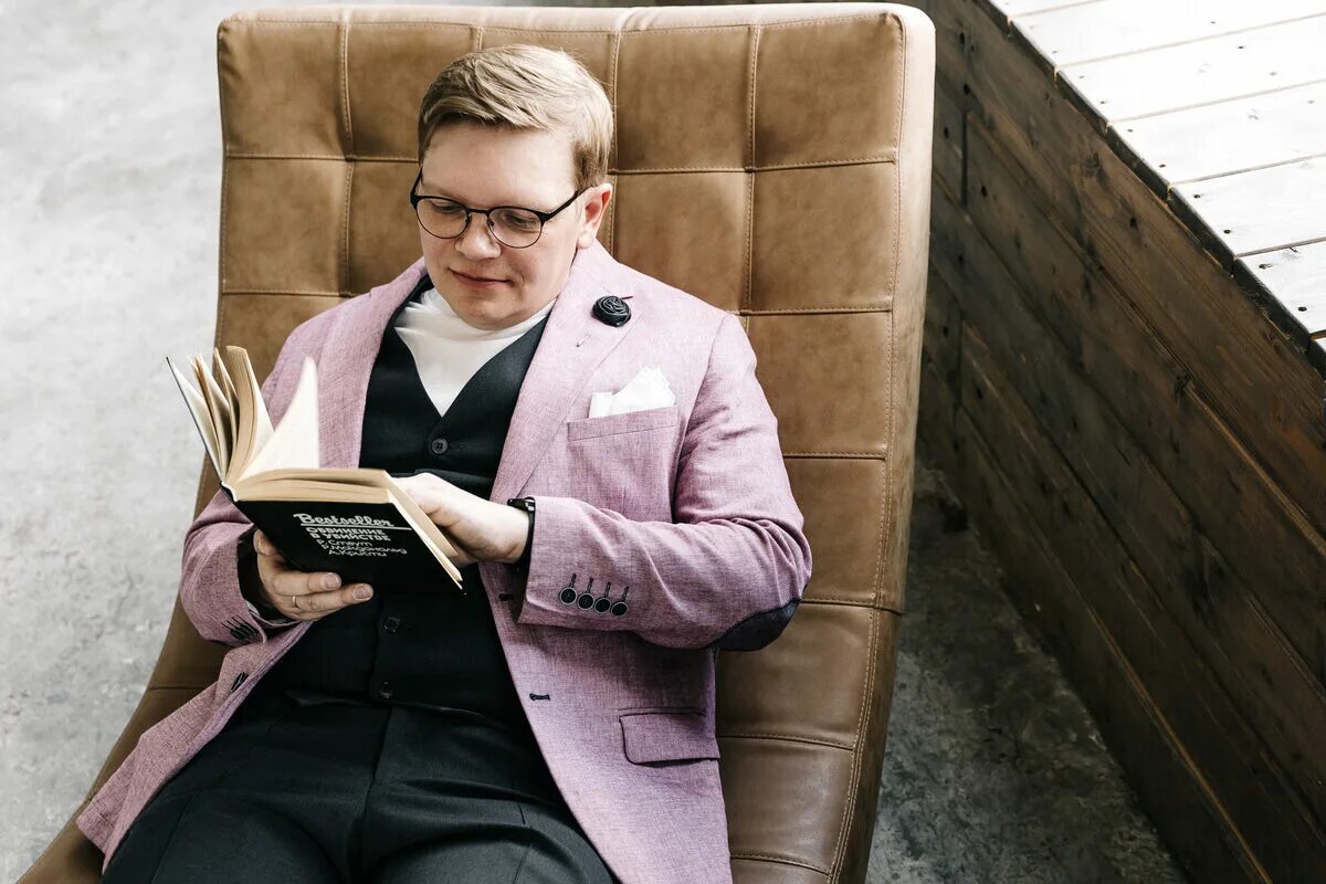 Павел ломакин чтец фото Илья Дементьев - о финале премии и коварном холодильнике