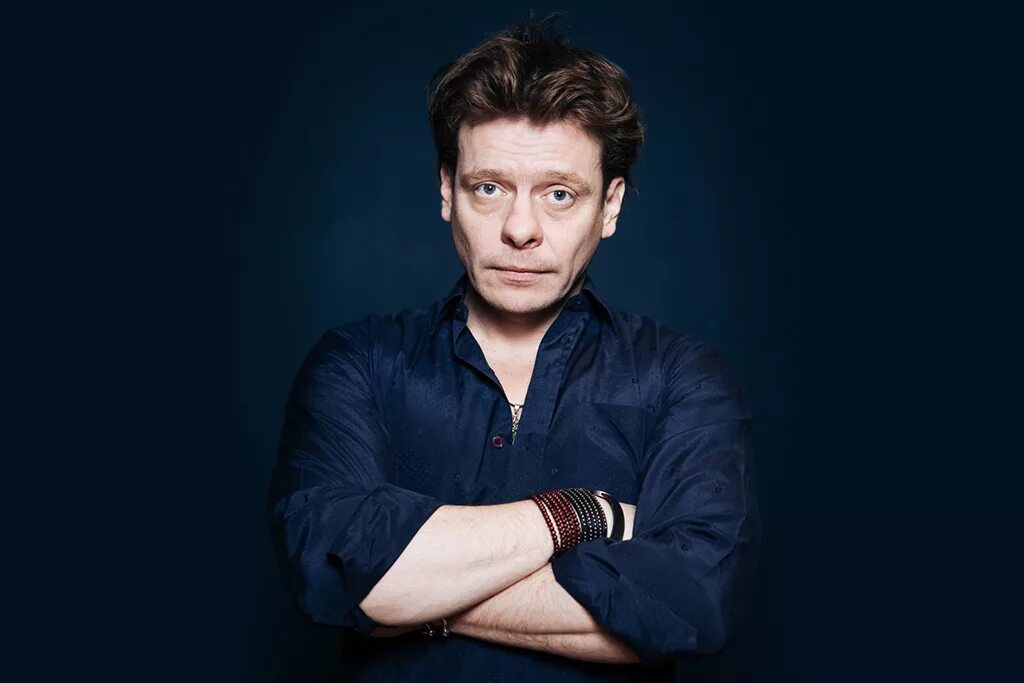 Павел майков дети фото Театр умер": Сергей Безруков, Лариса Лужина и Павел Майков о Бузовой во МХАТе - 