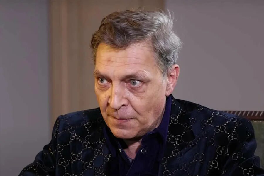 Павел невзоров фото Источник сообщил, что попавший под следствие журналист Невзоров выехал за границ
