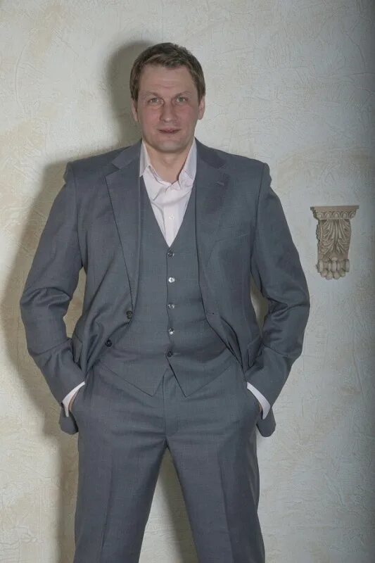 Павел новиков актер фото Павел Новиков - актёр - фотографии - российские актёры - Кино-Театр.Ру