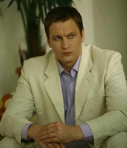 Павел новиков актер фото Как складывается жизнь и карьера импозантного мужчины, талантливого актера и зве