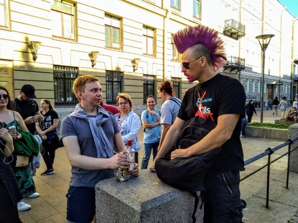 Павел перец фото The beginning of the tour is always a show. First, when receivers are handed out