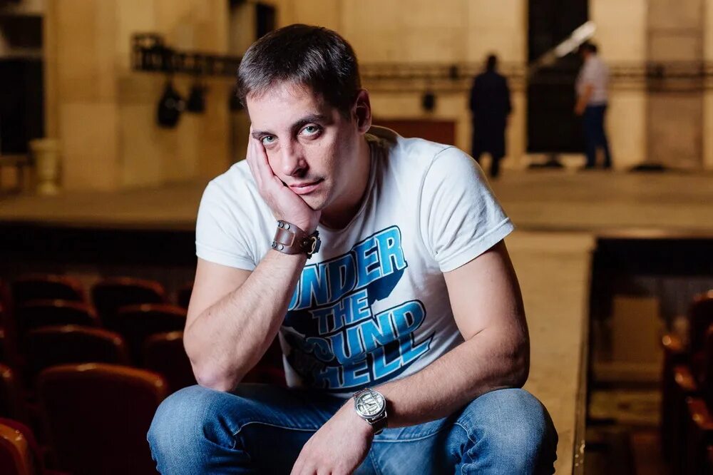 Павел поляков фото Антон Войналович: "Нужно просто выходить на сцену и кочегарить"