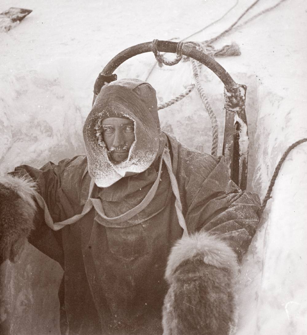 Павел полярник фото Rare images from early Antarctic expeditions digitised and made available for fi