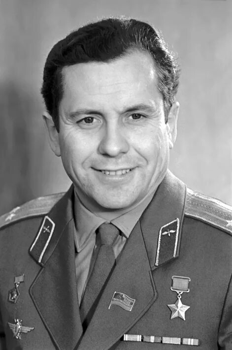 Павел попович космонавт фото Дважды Герой Советского Союза Попович Павел Романович :: Фотодокументы :: Герои 