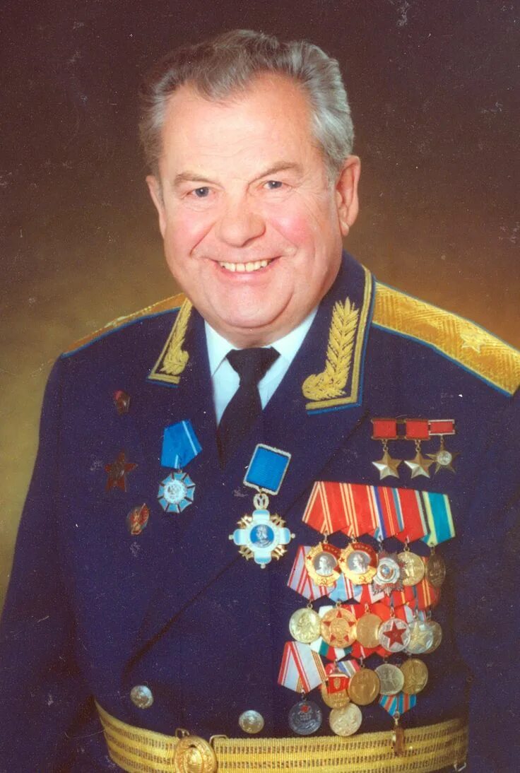 Павел попович космонавт фото Попович Павел Романович - ГБУ "МАЦ"