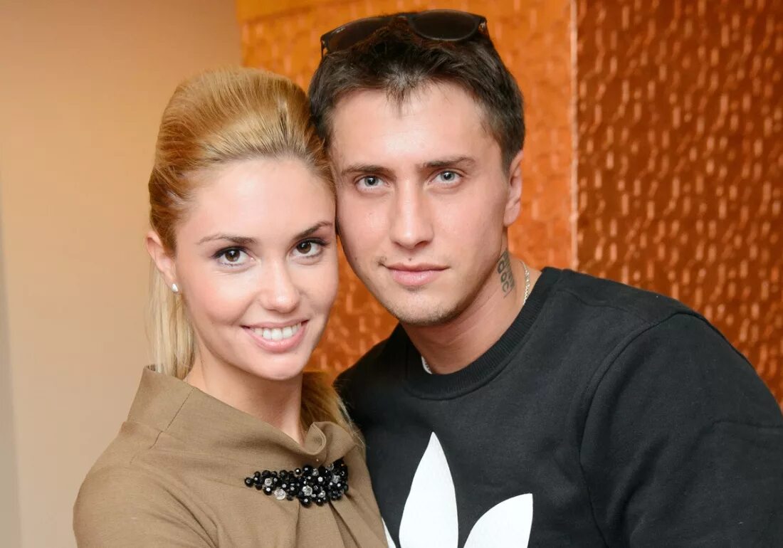 Павел прилучный и агата муцениеце свадьба фото Я не враг для Павла": Агата Муцениеце прокомментировала скандал с Прилучным - ла