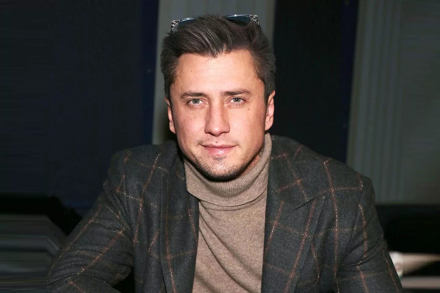 Павел прилучный сегодня фото Мои дети ее обожают": Павел Прилучный о Мирославе Карпович - лайфстайл - 1 мая 2