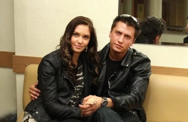 Павел прилучный сестра фото Фотографии со страницы сообщества "Павел Прилучный Агата Прилучная" - Фотография