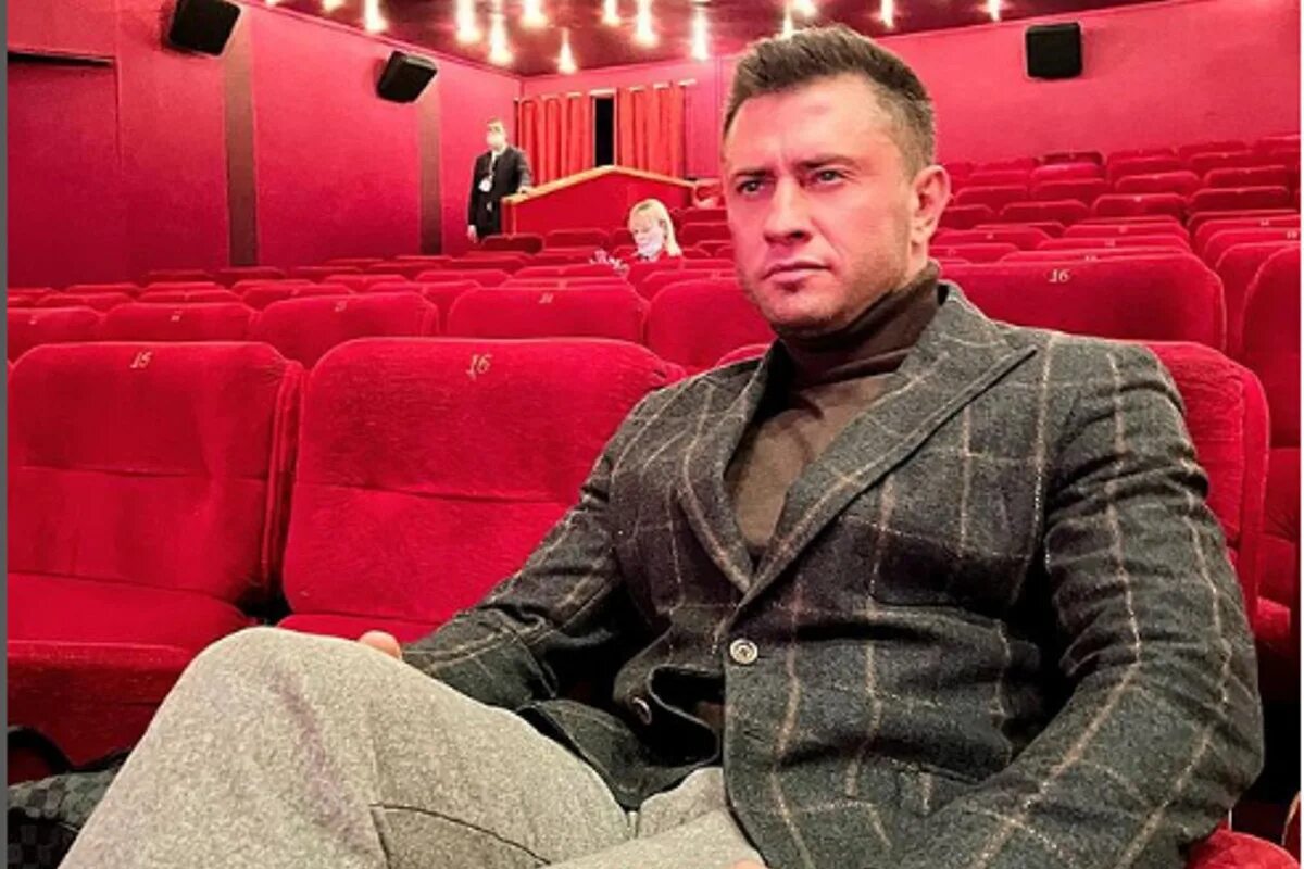 Павел прилучный сейчас фото 2024 Павел Прилучный анонсировал выход 4 сезона сериала "Мажор" - МК Новосибирск