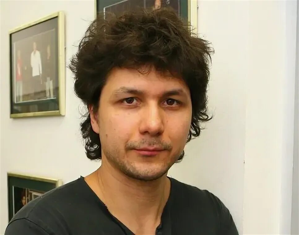 Павел сафонов актер фото Режиссер Павел Сафонов - о премьере спектакля "Мужской аромат" - Москва 24, 11.1