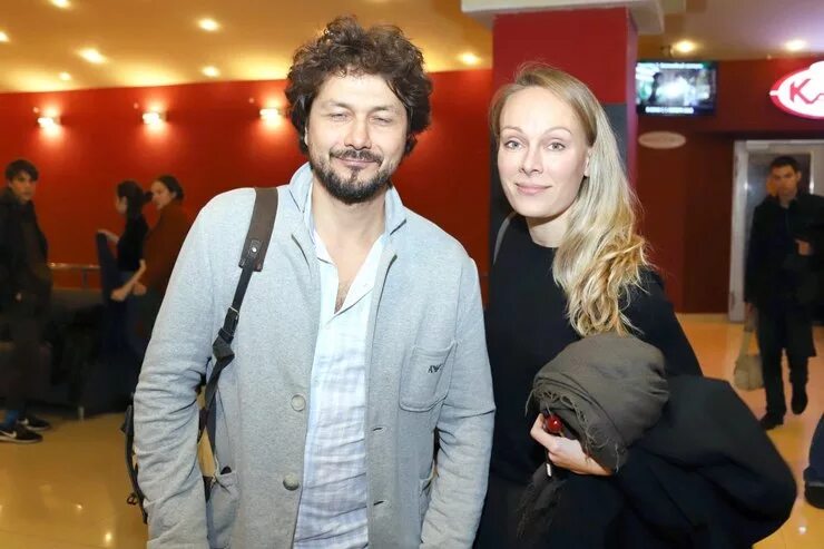 Павел сафонов и ольга фото Ольга Ломоносова снималась зимой беременная Журнал Домашний очаг