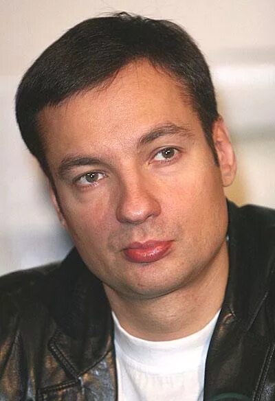 Павел санаев в детстве фото Почитаем? Почитаем! Амурская областная научная библиотека имени Н. Н. Муравьева-