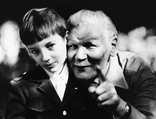 Павел санаев в детстве фото История в лицах: малоизвестные ретро фотографии известных людей - ЯПлакалъ