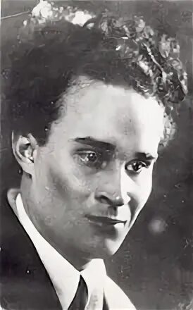 Павел васильев фото 15 сентября 1956 - подписан к печати первый сборник "День поэзии". В сборнике по