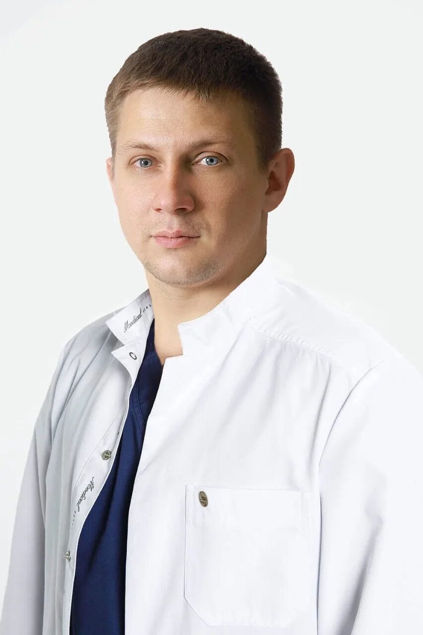 Павел викторович фото Сердюков Павел Викторович стоматолог в Дантистофф