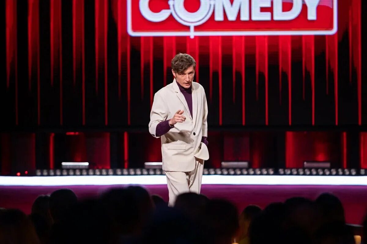 Павел воля 2023 фото Павел Воля вернулся в Comedy Club и попал в Книгу рекордов России Газета.СПб нов