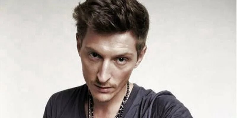 Павел воля биография фото В Казани пройдет большой Stand-Up Павла Воли - Новости - Выбирай.ру - Набережные