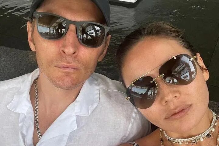 Павел воля лейсан утяшева фото Телеведущие Павел Воля и Ляйсан Утяшева откроют новую сеть магазинов - МК Санкт-