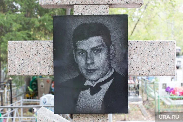 Павел зеленин курганская опг фото биография Как курганские могильщики держали в страхе Москву в 1990-е. 20 лет - ликвидации 