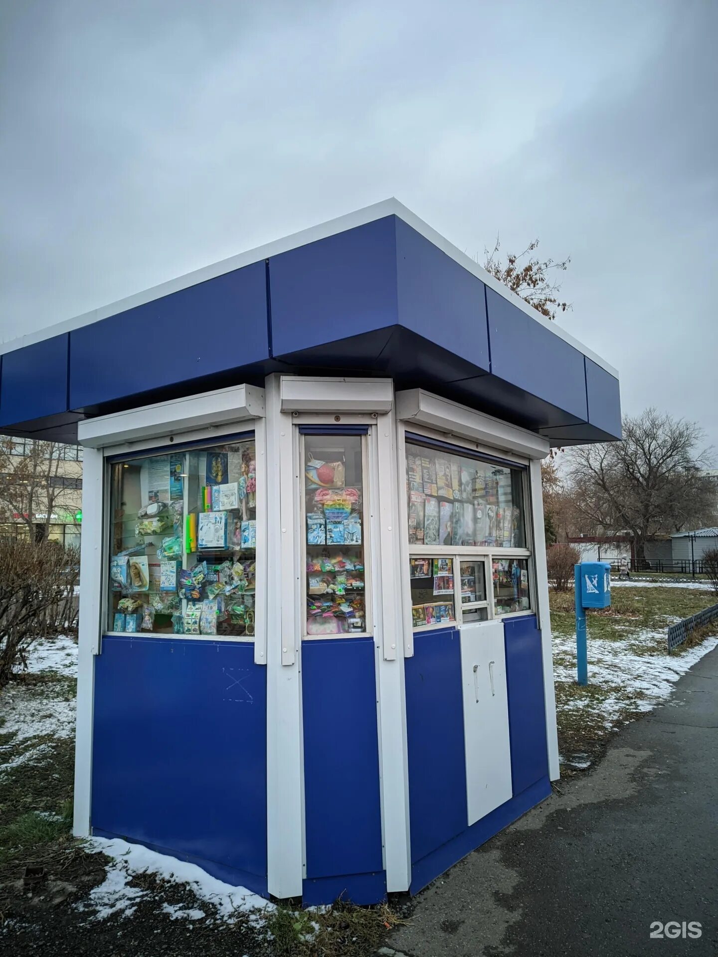 Павильон набережная ул 29 фото Киоск по продаже печатной продукции, проспект Мусы Джалиля, 45а киоск, Набережны