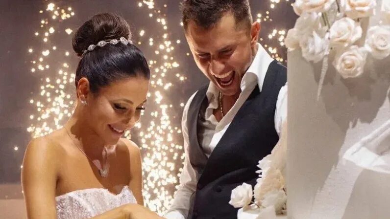 Павла 2 фото Какой была свадьба Павла Прилучного и Зепюр Брутян - Новости Русского Радио Моск