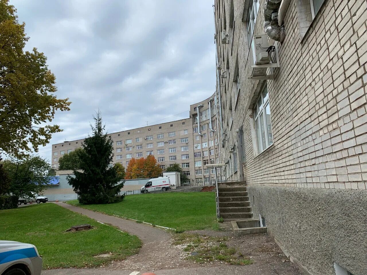 Павла левитта 14 великий новгород фото Фото: Новгородская областная клиническая больница, больница для взрослых, ул. Па