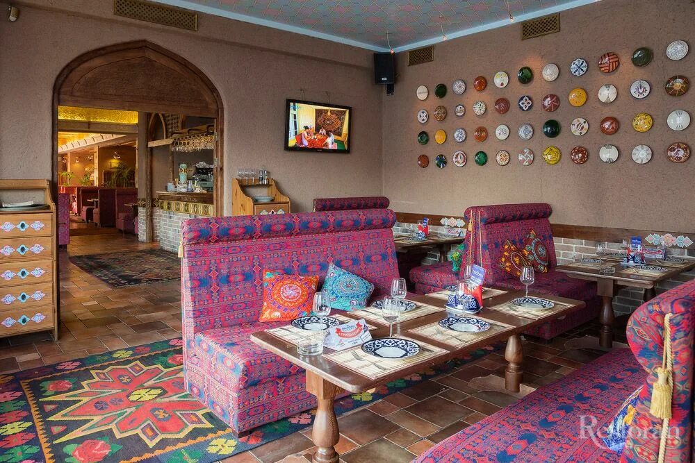 Павлин мавлин ул воровского 4 симферополь фото Restaurant The Pavlin-Mavlin Tea House (Bakuninskaya str.) в Moscowе - Официальн