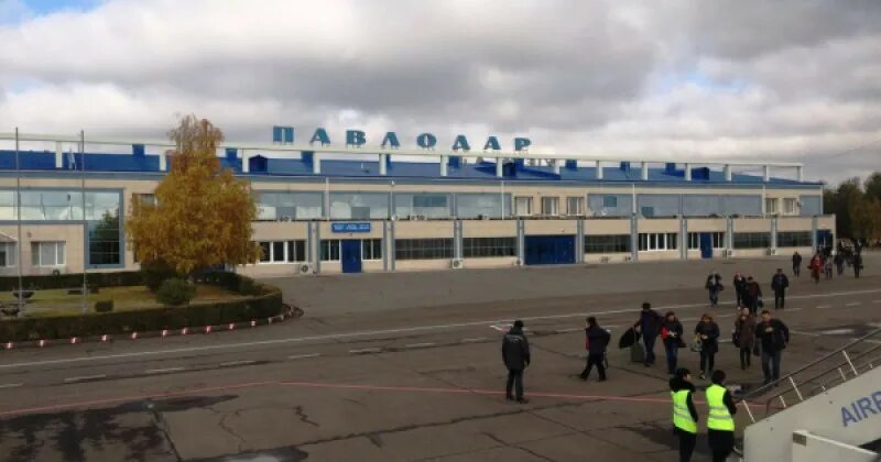 Павлодар аэропорт фото На карантин поместили более 100 пассажиров рейса, прибывшего из Турции в Павлода