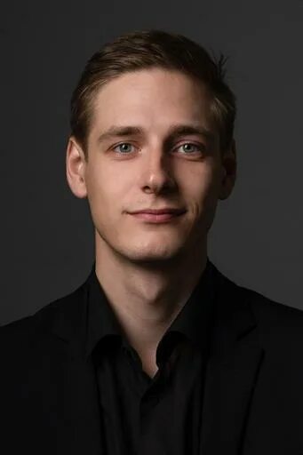 Павлов актер фото Pavel Pavlov, 25, Moscow.Film and Theater talent. Official Website Kinolift