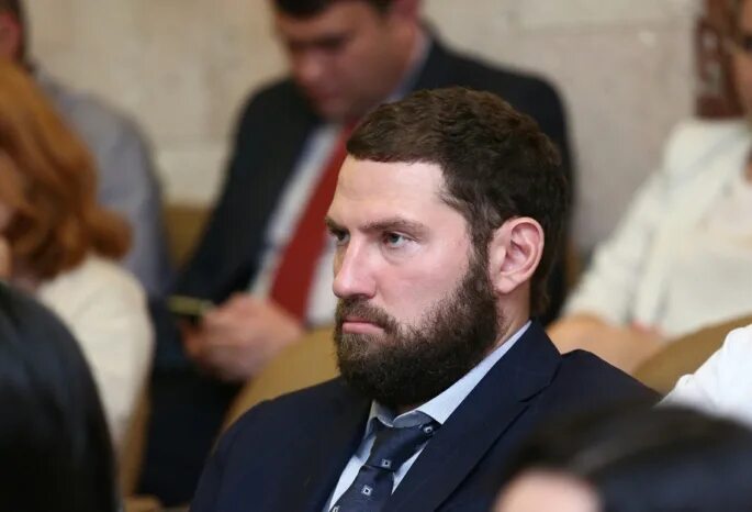 Павлов депутат фото 89 млн рублей, 12 земельных участков, 13 квартир, десятки помещений - сколько за