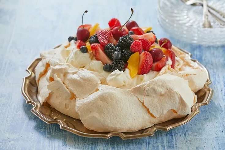 Павлова 5а фото The Perfect Pavlova in 5 Simple Steps - Gemma’s Bigger Bolder Baking Recipe Bigg