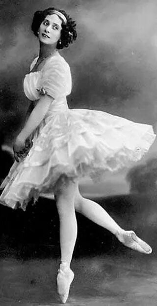 Павлова балерина фото The Last Dancer Dance Lifestyle Shop & Blog Anna pavlova, Dance photography, Vin
