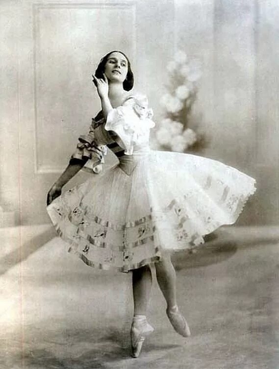 Павлова балерина фото А.Павлова 1914 г. http://pomnipro.ru/memorypage4417/photo/9273 Анна павлова, Рус