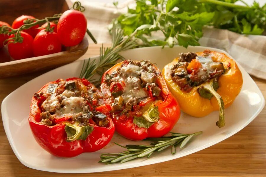 Перец фаршированный фото красивые Air Fried Stuffed Peppers, Totally Delicious Recept Peper recepten, Gevulde papr