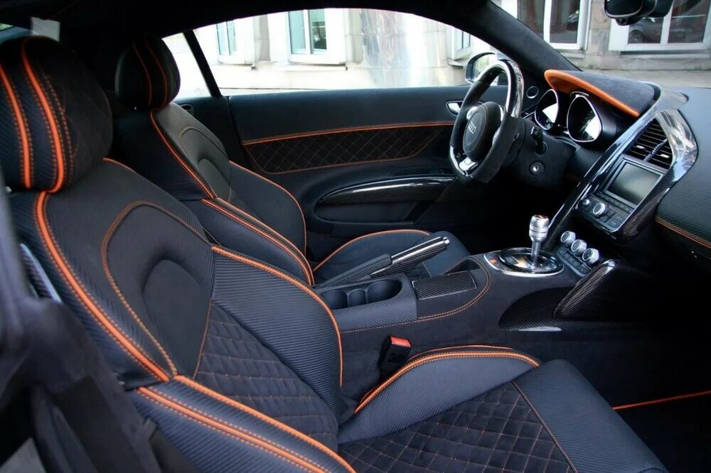 Перетяжка салона автомобиля фото и цены Перетяжка салона кожей Mazda RX-8