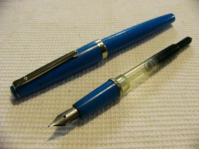 Перьевая ручка ссср фото Pin by Анатолий on Перьевые ручки Союз Office supplies, Pen, Supplies