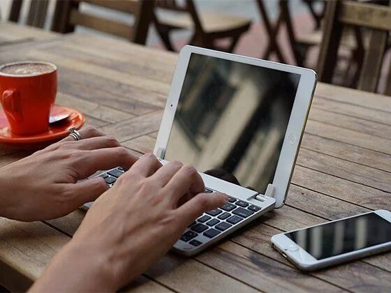 Перевести фото со смартфона на ноутбук Site registration is required. Two winners will each enhance their tablet with a