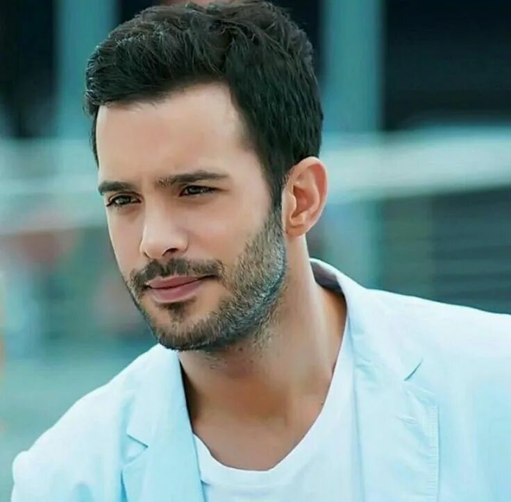 Перевод с турецкого актеры и роли фото #barışarduç Men, Mens sunglasses, Square sunglasses men