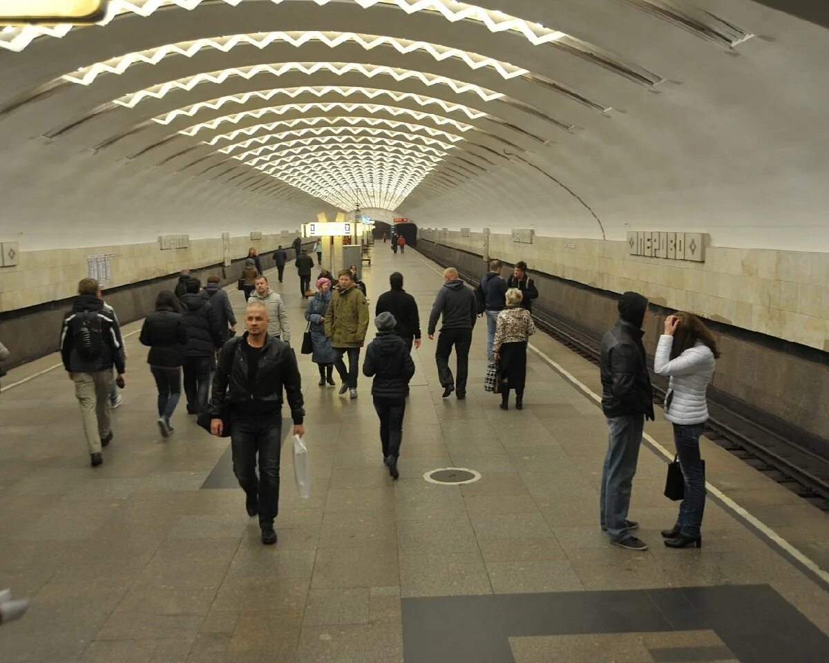 Перово москва калининская линия метро перово фото Станция метро "Перово"