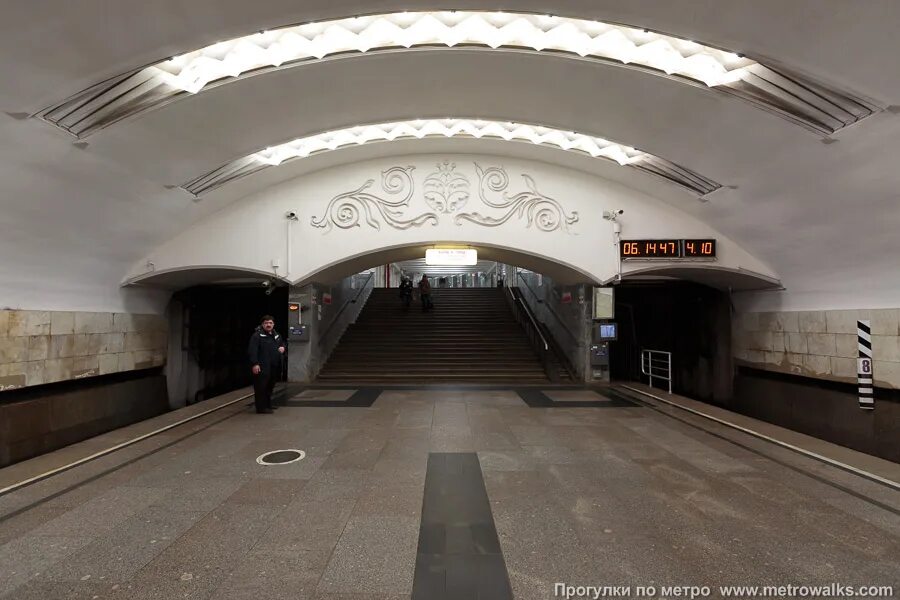 Перово москва калининская линия метро перово фото Перово Калининская линия Москва Прогулки по метро