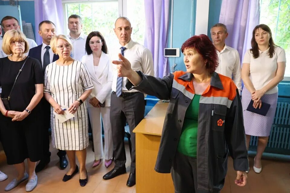 Першина татьяна владимировна ук жкх волгоград фото Волгоградский губернатор вместо совещания отвёз чиновников на объекты ЖКХ