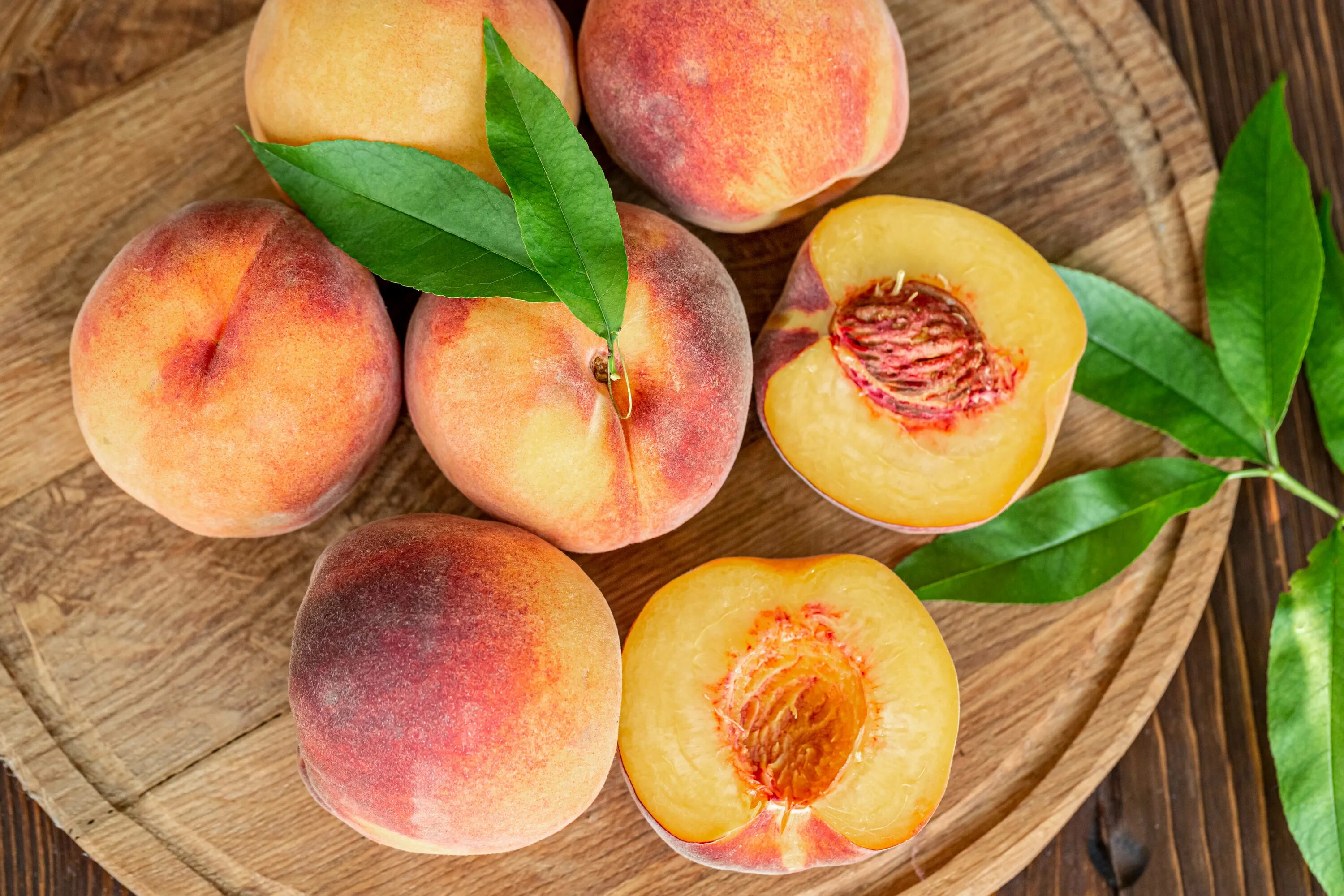 Персик горячие фото Download wallpaper 5760x3840 peaches, fruit, leaves, ripe hd background