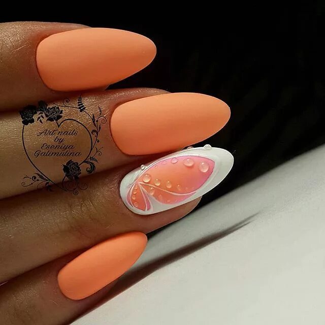 Персиковый маникюр с цветами Есения Галимулина (@art_nails_by_esenia_galimulina) * Instagram-fényképek és -vi