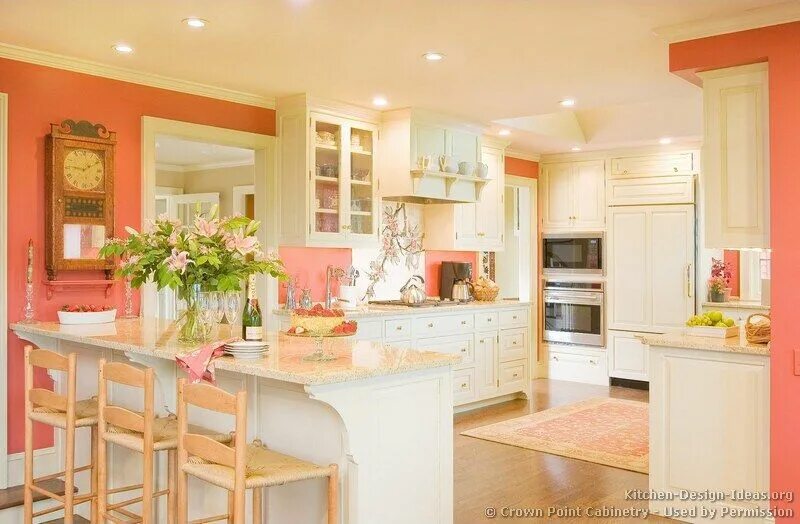 Персиковый цвет сочетание в интерьере кухни Pictures of Kitchens - Traditional - White Kitchen Cabinets (Page 5) Traditional