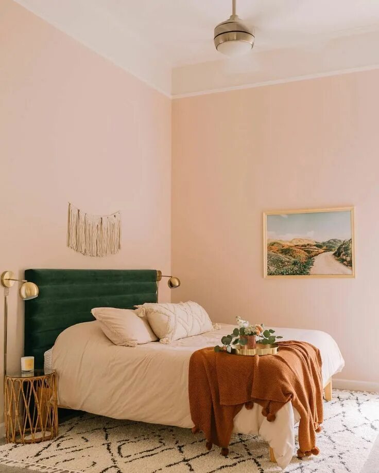Персиковый цвет стен в интерьере Sera Pacific Blue King Headboard in 2020 Bedroom makeover before and after, Bedr